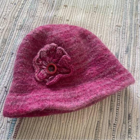 Other - Handmade Felted wool hat pink